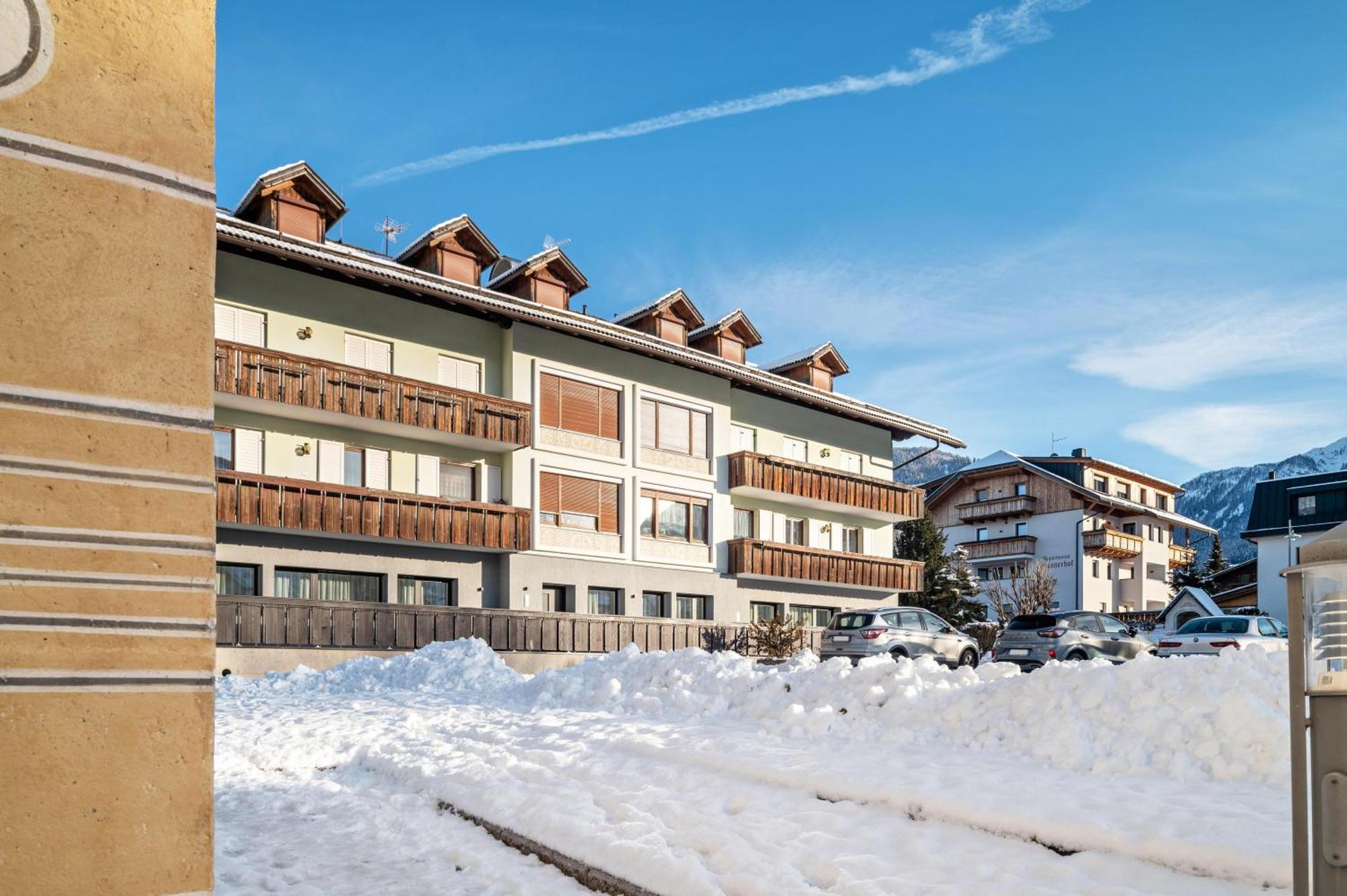 Mountain Meadows Apt 3 Olang Exterior photo